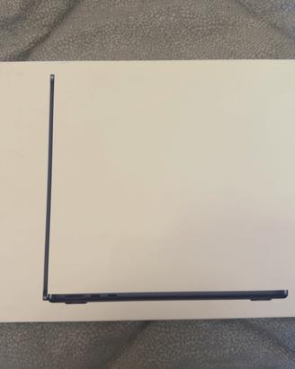 Macbook Air 13 M4 16 512 + cover