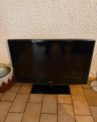 Tv 32” samsung LE32B550