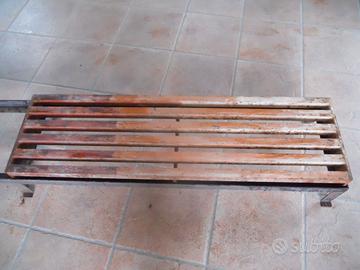 Griglie e telaio in ferro raccolta acqua