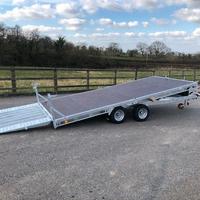 Rimorchio piano basculante 427 x 190 cm. 2750 Kg.