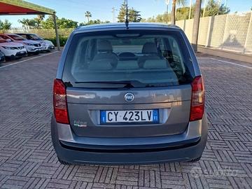Fiat Idea 1.4 16V Emotion