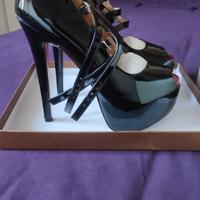 décolleté high-heels vernice nere tg 39