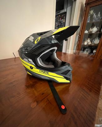 Casco Oneil