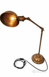 Lampada ministeriale Stamford regolabile ottone
