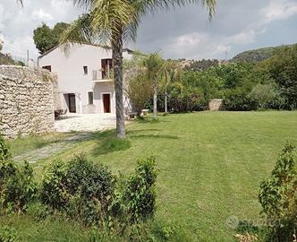 Villa o villino Ragusa [Cod. rif 3325587VRG]