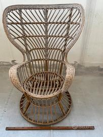 Poltrona peacock in rattan, stile anni 70