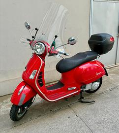 Vespa GTS 250 i.e. 2006 – bauletto e parabrezza