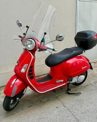 Vespa GTS 250 i.e. 2006 – bauletto e parabrezza