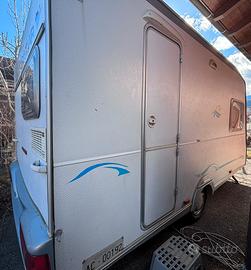 Roulotte caravelair A4110