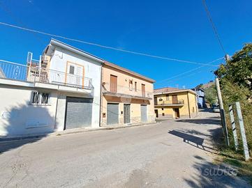 CASA SEMINDIPENDENTE A BARONISSI