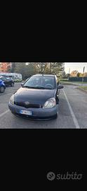 Toyota yaris 2002