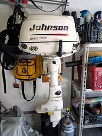 Tender chiglia rigida