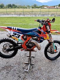 KTM 125