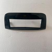 Mascherina per stereo lancia y 2006/2013