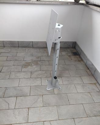 staffa tv da soffitto