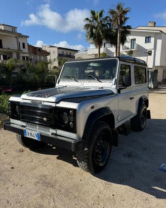 Defender  90