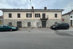 CASA SEMINDIPENDENTE A BARGE