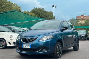 Lancia Ypsilon 1.0 FireFly 5 porte S&S Hybrid Silv