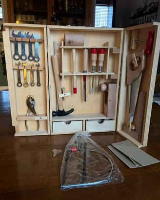 Cassetta utensili giocattolo bambino