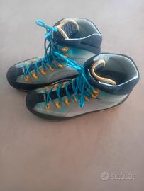 Scarponi la sportiva 