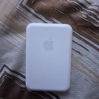 MagSafe Apple
