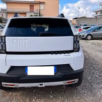 Fiat Grande Panda 1.2 Hybrid 110 CV S&S La Prima