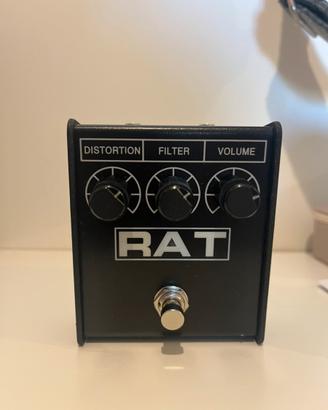 Pedale distorsione per chitarra