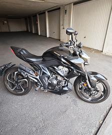 Zontes ZT 350 R1 - 2023 (+giacca moto)