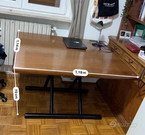 Tavolo in legno massello alzabile