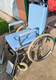 Sedia a rotelle con 2 freni indipendenti