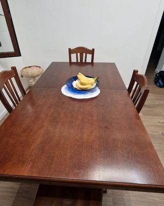 Tavolo in legno allungabile