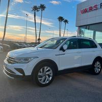 Volkswagen Tiguan 2.0 TDI 150 CV SCR DSG Elegance