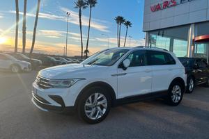 Volkswagen Tiguan 2.0 TDI 150 CV SCR DSG Elegance