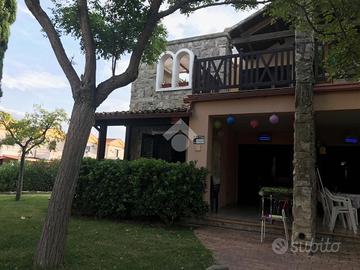 3 LOCALI A MANFREDONIA