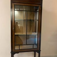 Vetrina antiquariato  1800