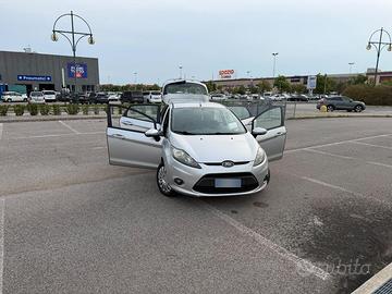Ford Fiesta 5p 1.2 60cv neopatentati 