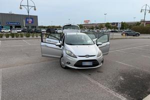 Ford Fiesta 5p 1.2 60cv neopatentati 