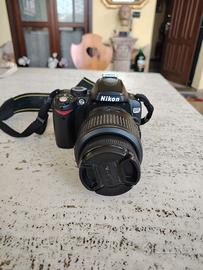 Nikon D60 reflex + obiettivo 18-55, batteria nuova