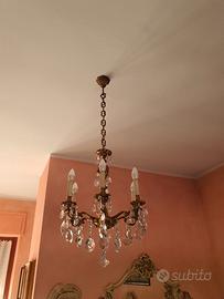 lampadario con gocce di cristallo 