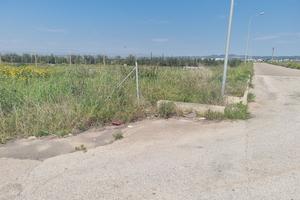 Terreno di mq. 73.550 vicino abitato di massafra