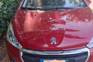 Peugeot 208 neopatentati