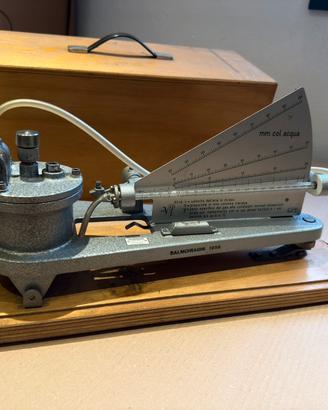Manometro di precisione  vintage - PEZZO DA MUSEO