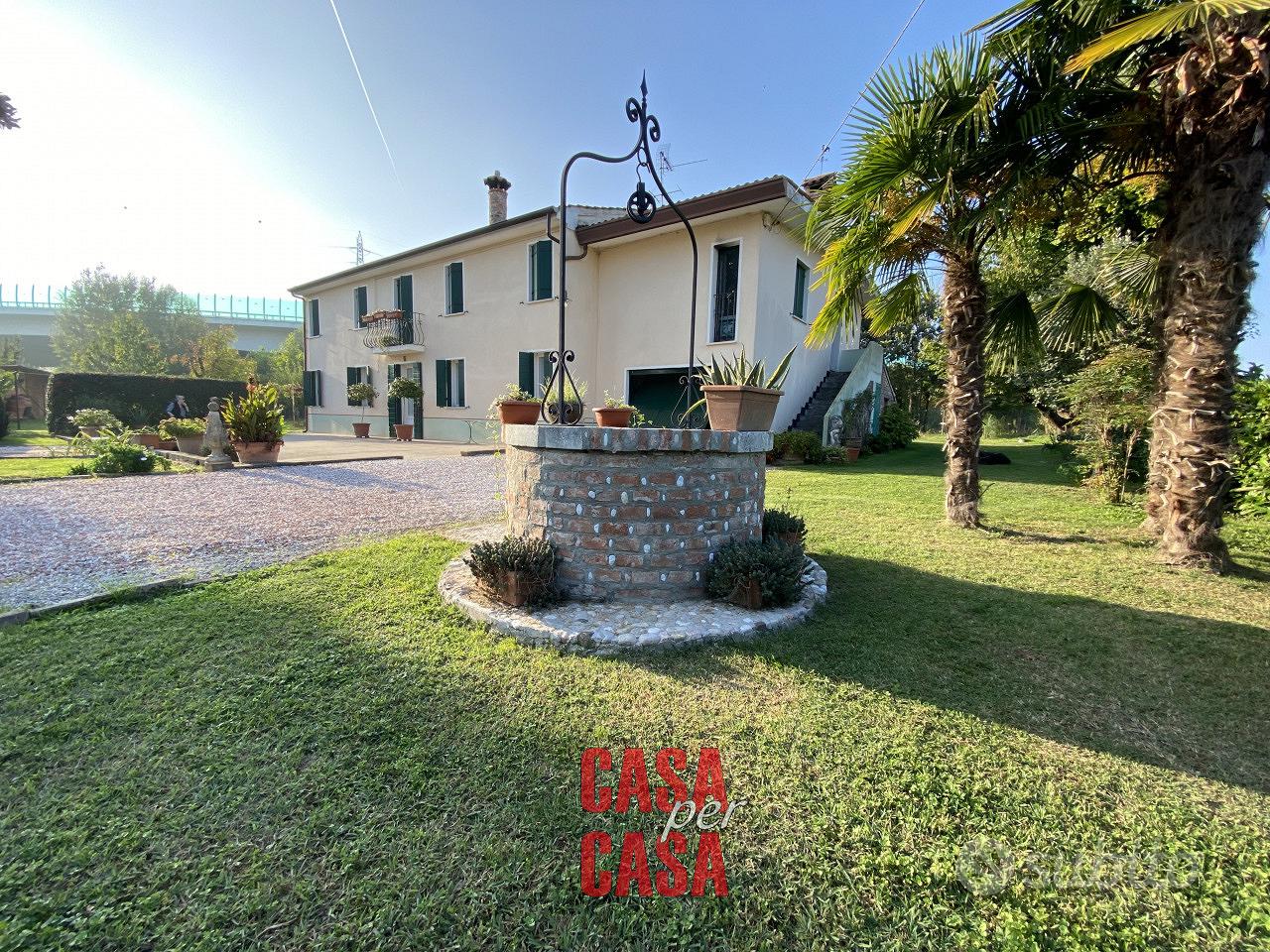 Rustico dagli ampi spazi con terreno - Vista 2