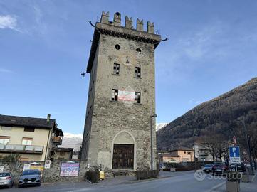 CASA INDIPENDENTE A TIRANO