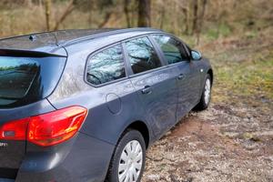 Opel astra 1.7 cdi 110 cv 2013