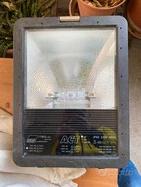 Faro - Luce da esterno IP66