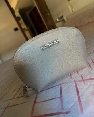 Pochette Love Moschino