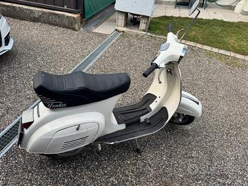 Vespa 50 special