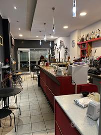 Bar e cucina espressa