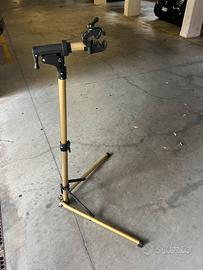 Cavalletto telescopico pulizia bici